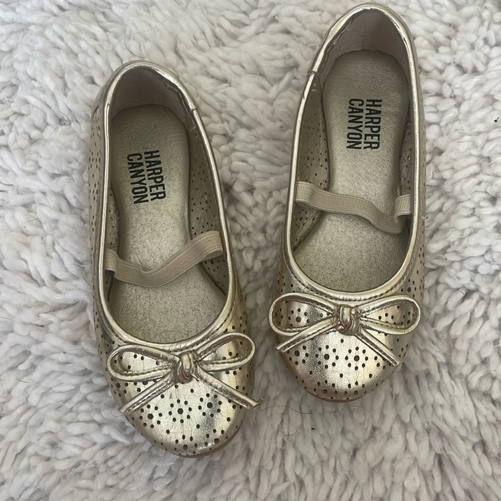 Toddler Dress Shoes! Rarely worn, great condition.